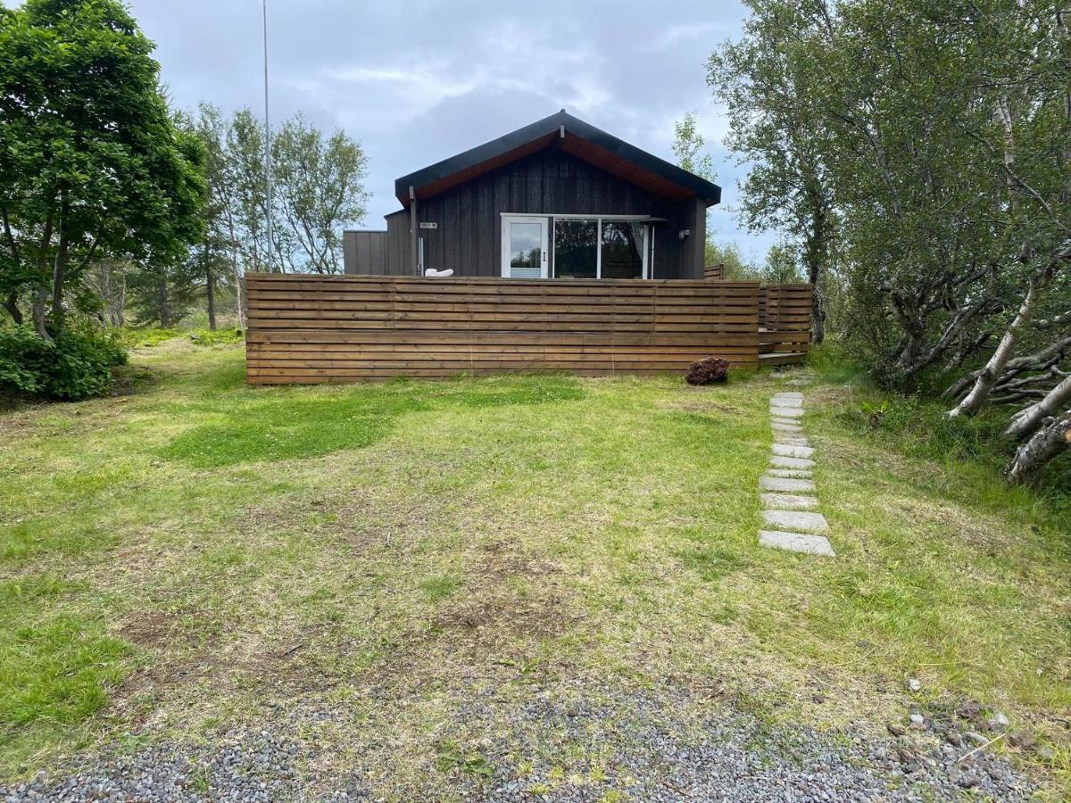 Cabin In The Lava. Near Husavik Skogar  Extérieur photo